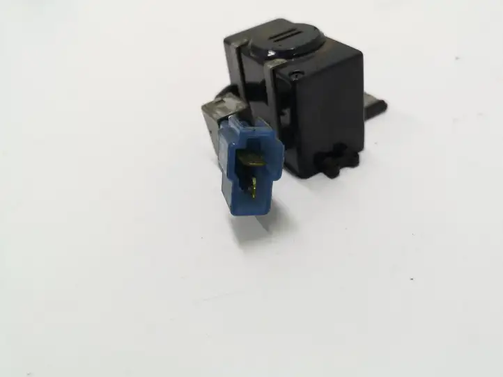 Mitsubishi Pajero (1999 - 2003)  MB649187 Другое реле