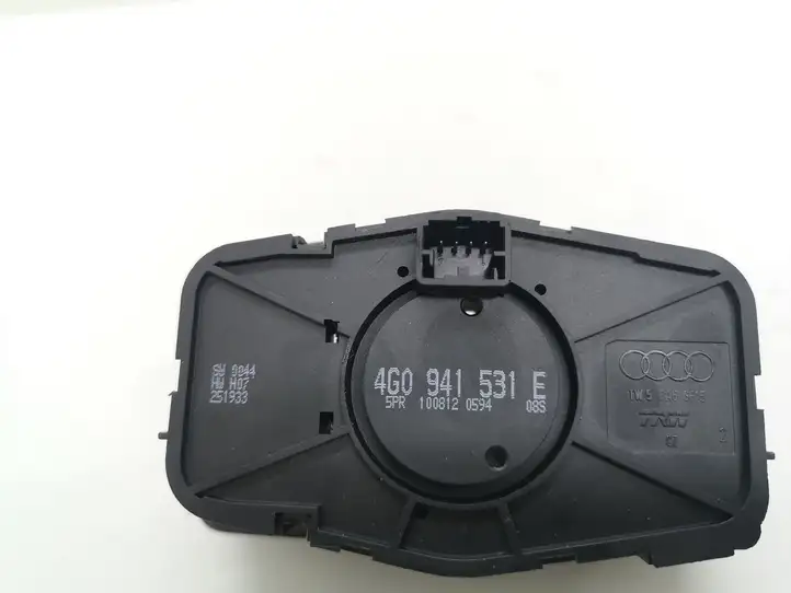 Audi A6 C7 (2011 - 2014) 4G0941531E Включатель фонарей — фото 4