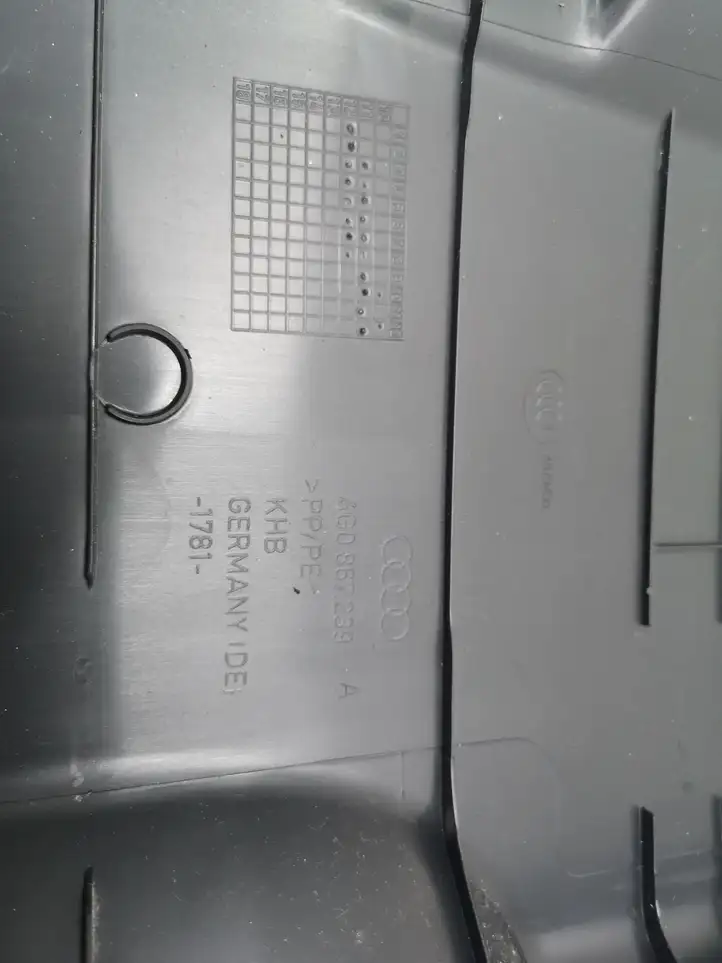 Audi A6 C7 (2011 - 2014) 4G0867239 Нижняя обшивка стойки B — фото 4