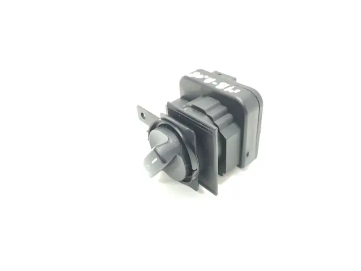 Mercedes-Benz A W169 (2004 - 2012) 1695451004 Включатель фонарей — фото 2