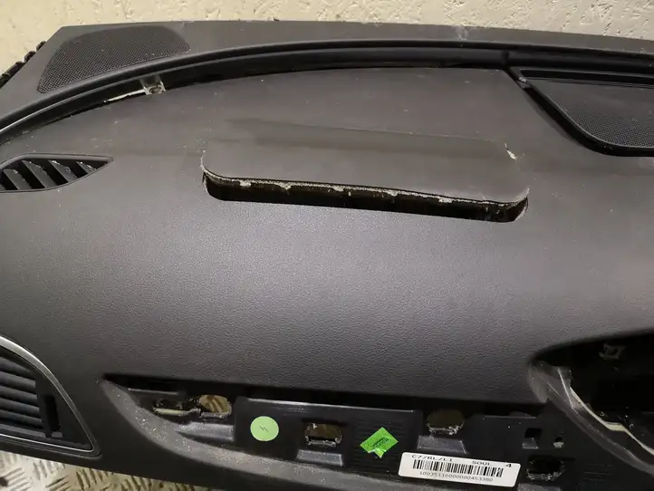 Audi A6 (2011 - 2014)  4G2858041 Панель