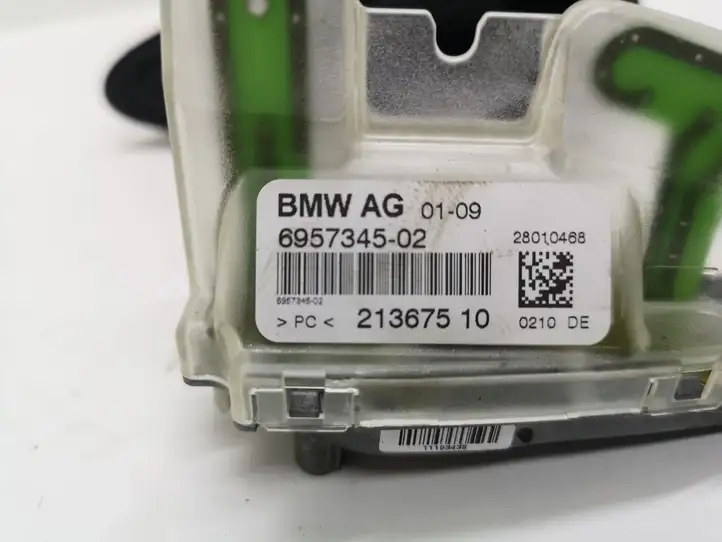 BMW 5 E60 E61 (2004 - 2010) 695734502 GPS антенна — фото 4