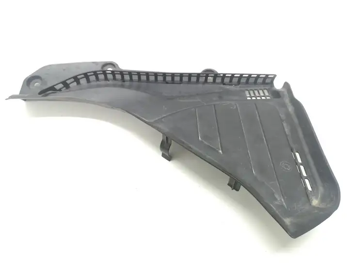 BMW 7 F01 (2008 - 2016) 51717216973 Накладка стоек лобового стекла — фото 3