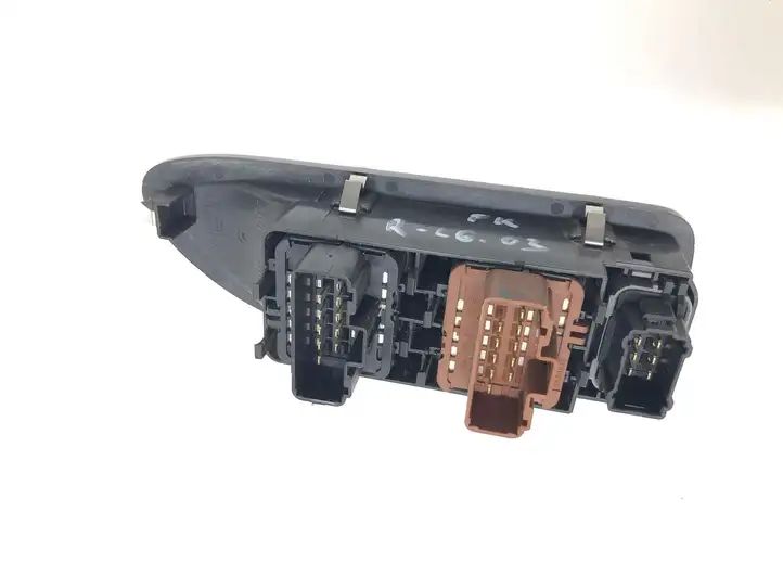Renault Laguna II (2001 - 2005) 8200397298 Блок кнопок стеклоподъемников — фото 3