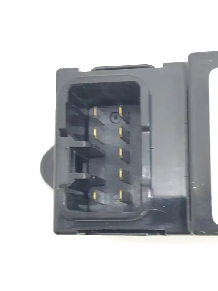 Mitsubishi Colt (2004 - 2008) 8608A077 Кнопка стеклоподъемников — фото 4