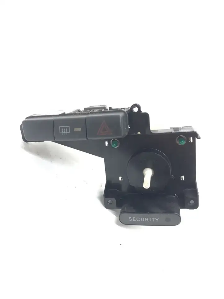 Toyota Yaris (1999 - 2003) 758294 Включатель аварийных фонарей — фото 2