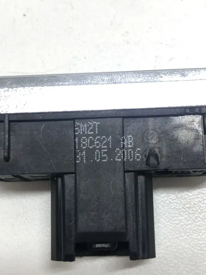 Ford S-MAX (2006 - 2010) 18C621AB Кнопка обогрева стекла — фото 4