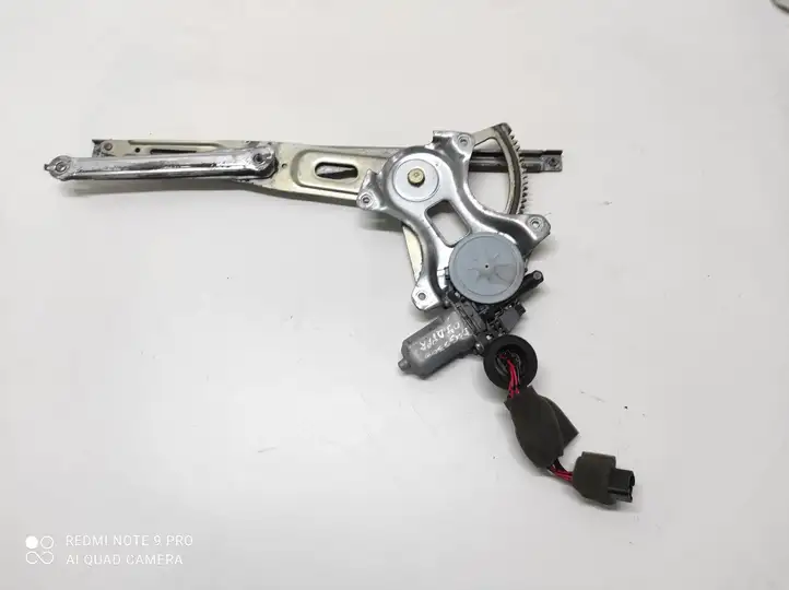 Lexus GS 300 350 430 450h (2004 - 2007) 8571058010 Стеклоподъемник передней двери (комплект) — фото 1