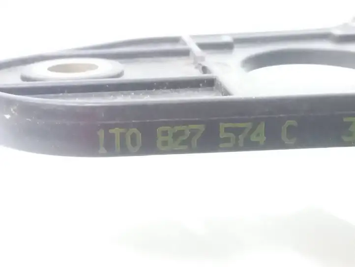 Volkswagen Touran I (2003 - 2010) 1T0827574C Подсветка номера — фото 8