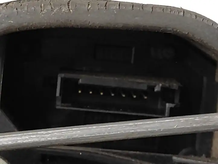 BMW Z4 E85 E86 (2002 - 2008)  7036169 Замок дверной ручки