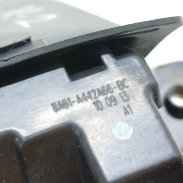 Ford Fiesta (2009 - 2012) 8A61A442A66BC Замок крышки багажника — фото 7