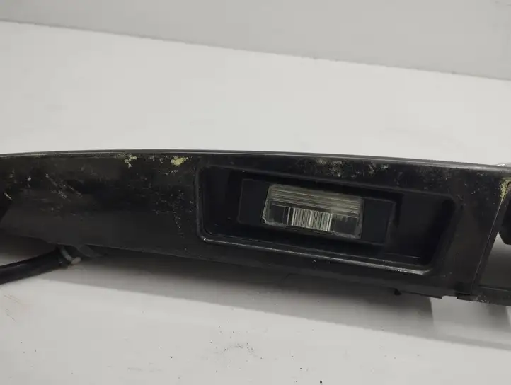 Nissan Juke I F15 (2010 - 2018) 908681KR6A Подсветка номера — фото 10