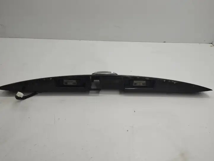 Nissan Juke I F15 (2010 - 2018) 908681KR6A Подсветка номера — фото 11
