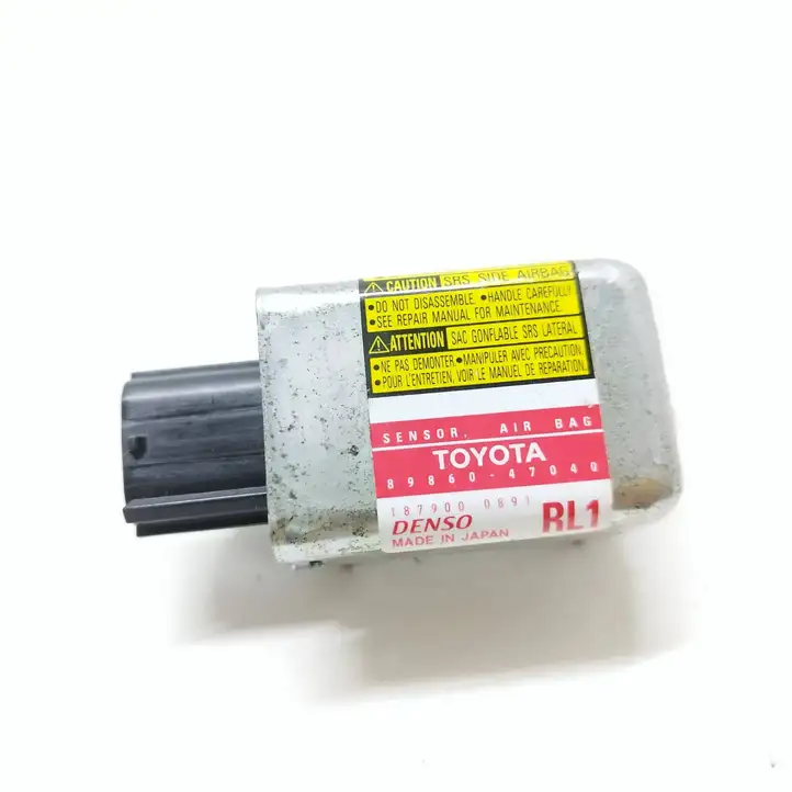 Toyota Prius (XW20) (2003 - 2009) 8986047040 Датчик удара SRS — фото 1