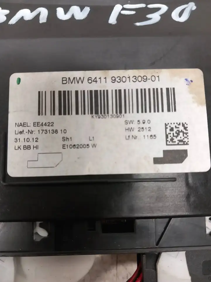 BMW 3 F30 F35 F31 (2012 - 2018) 6411930130901 Модуль управления кондиционером — фото 2
