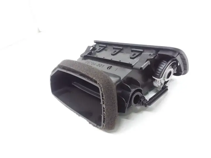 Volkswagen PASSAT B6 (2005 - 2010) 3C1819702E Боковой воздушный дефлектор — фото 2