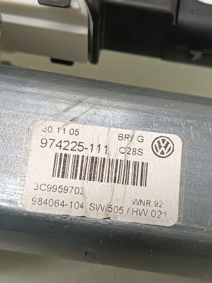 Volkswagen PASSAT B6 (2005 - 2010) 3C9959703 Стеклоподъемник задней двери — фото 4