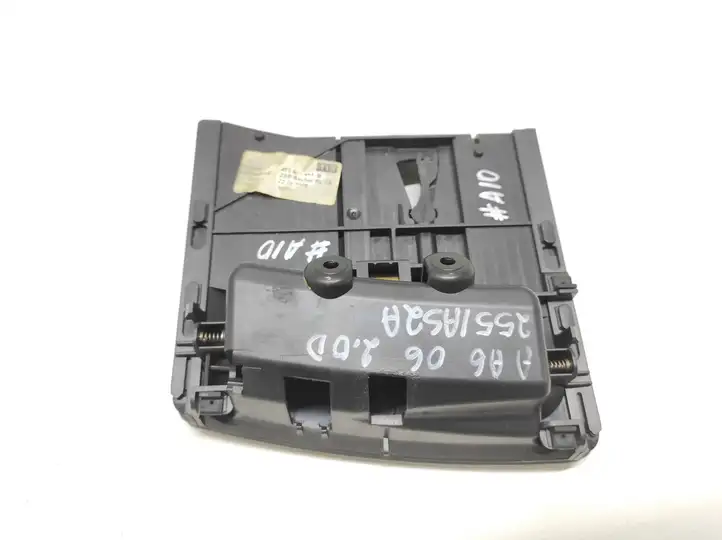Audi A6 S6 C6 4F (2004 - 2008) 4F2857951B Передняя пепельница — фото 3