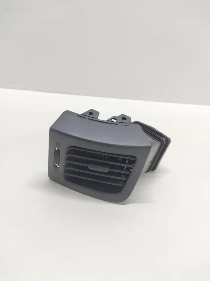 Hyundai H-1, Starex, Satellite (2007 - 2013) U05B2348 Боковой воздушный дефлектор — фото 1