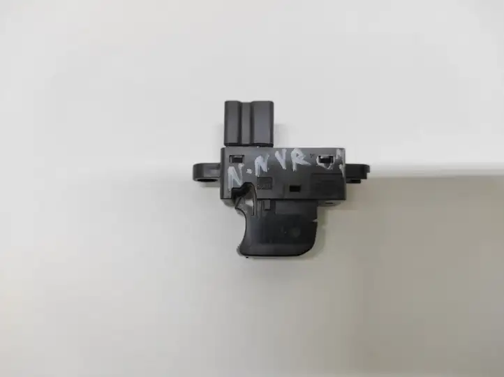 Nissan Navara D40 (2004 - 2015) 25411EA001 Блок кнопок стеклоподъемников — фото 4