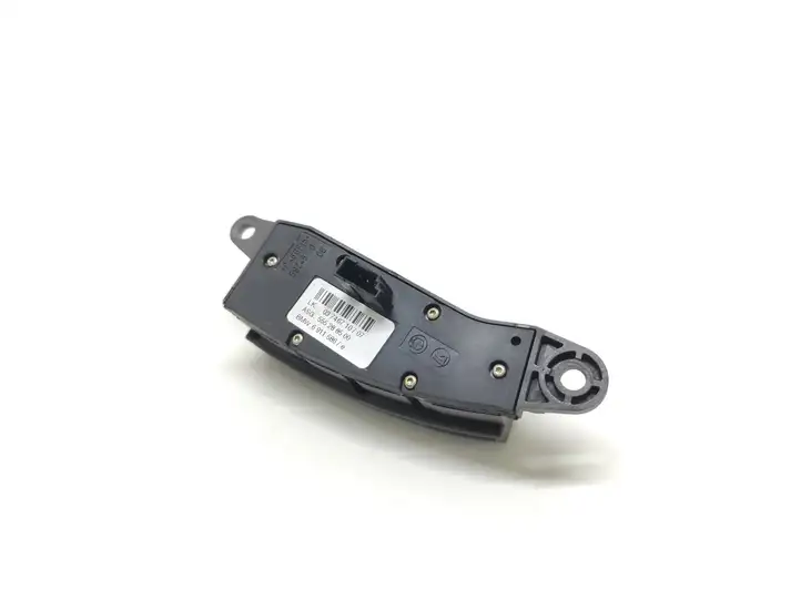 BMW 7 E65 E66 (2001 - 2008) 6911586 Кнопки на рулевом колесе — фото 2