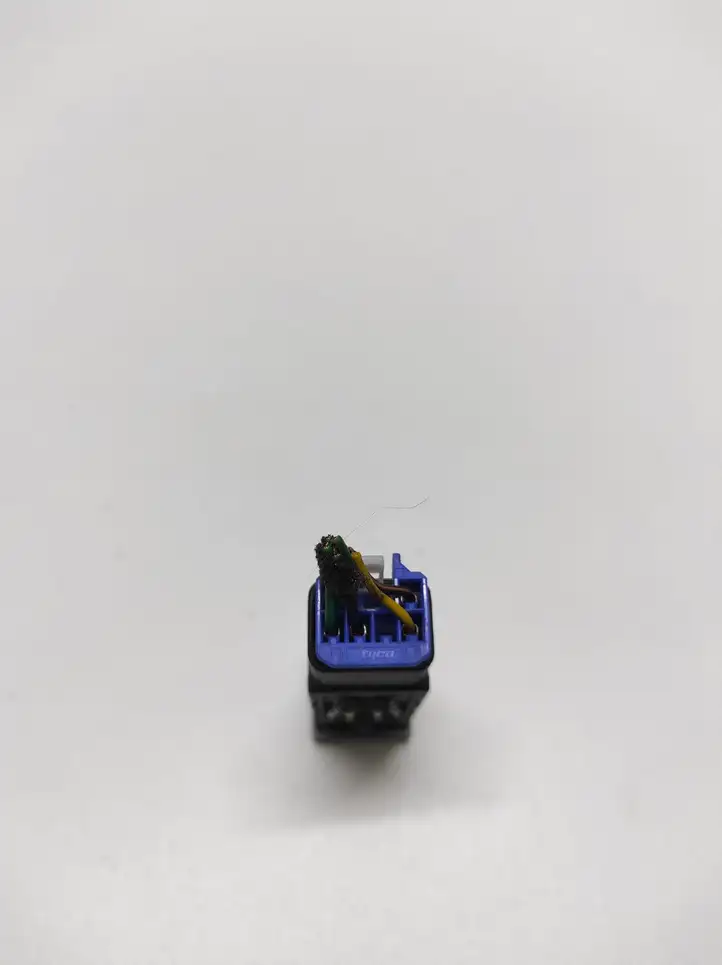 Hyundai Santa Fe (2005 - 2009) 621W05010 Кнопка обогрева стекла — фото 3