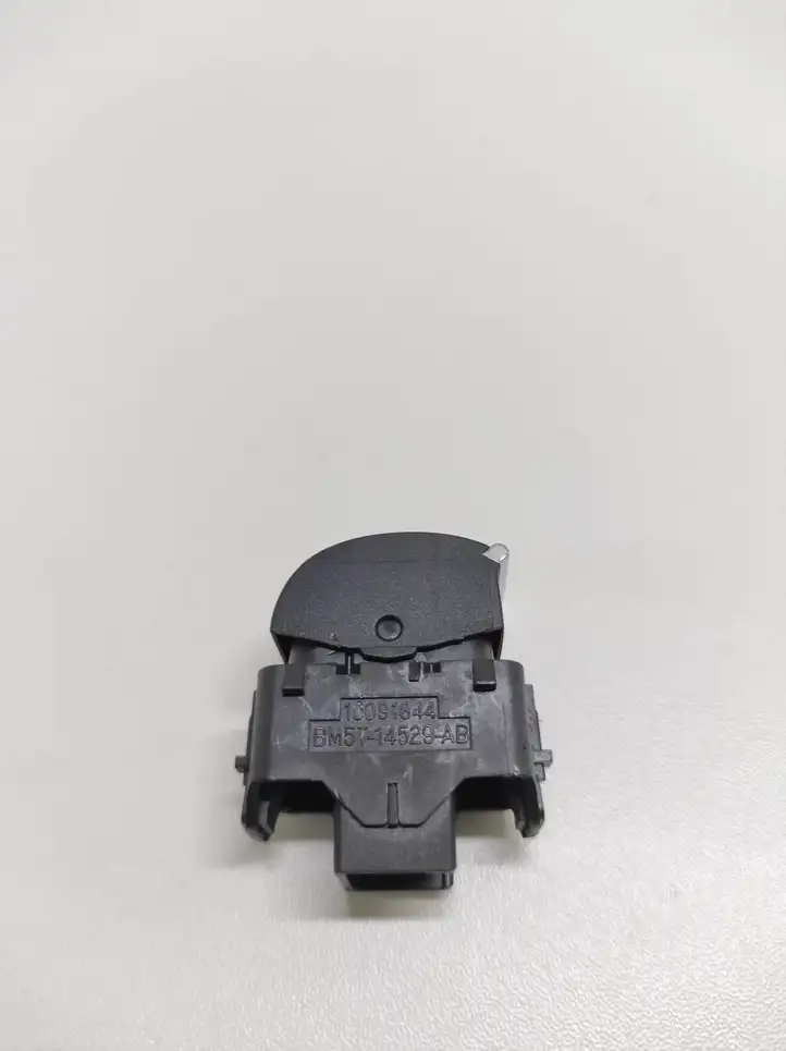 Ford Focus (2011 - 2015) 10091844 Кнопка стеклоподъемников — фото 4