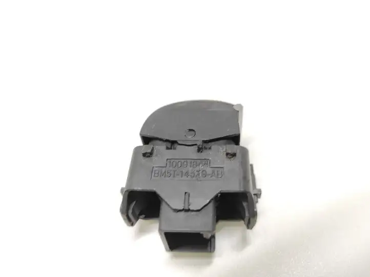 Ford Focus (2011 - 2015) 10091844 Кнопка стеклоподъемников — фото 2