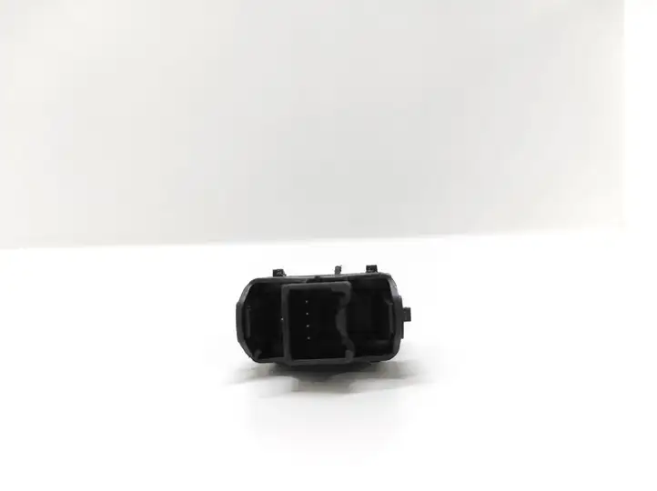 Ford Focus (2011 - 2015) 10091844 Кнопка стеклоподъемников — фото 4