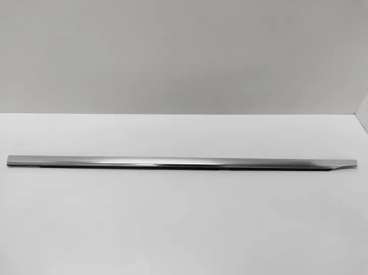 Mercedes-Benz S W222 (2013 - ) A222673040685 Накладка стекла задней двери — фото 1