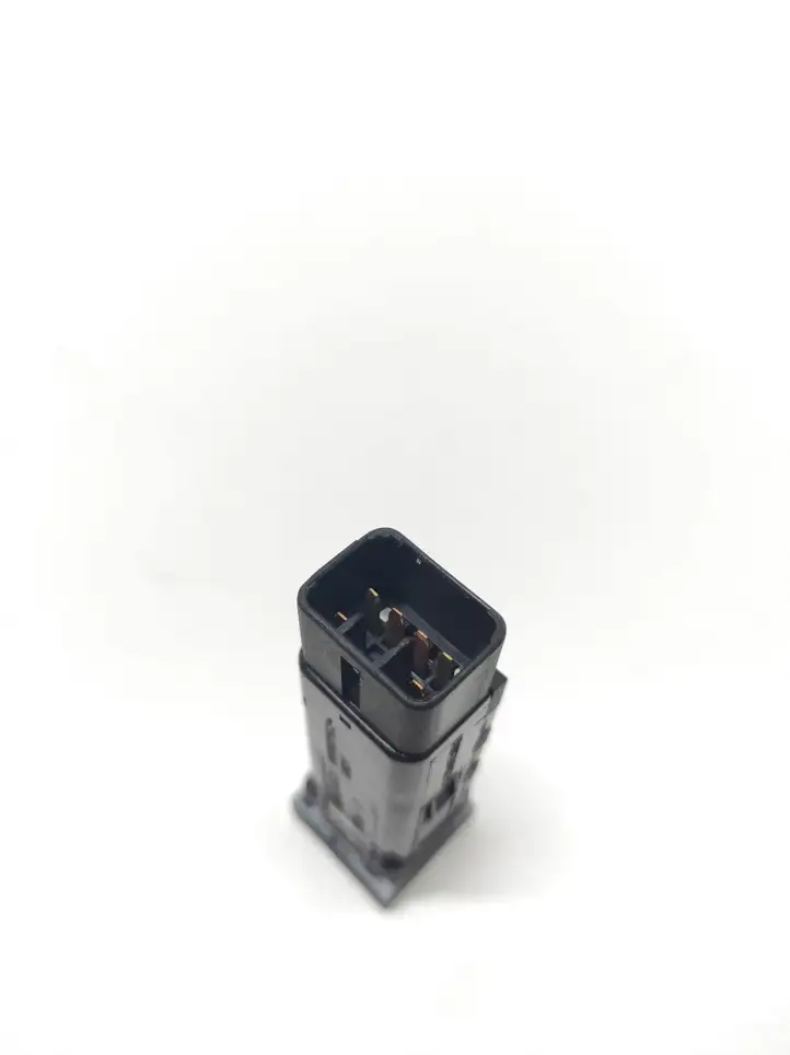 Hyundai Santa Fe (2005 - 2009) 621W05010 Кнопка обогрева стекла — фото 3