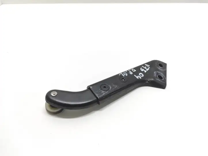 Volkswagen Transporter-Caravelle (2003 - 2009)  7H0843436B Верхняя направляющая ролика / верхняя петля