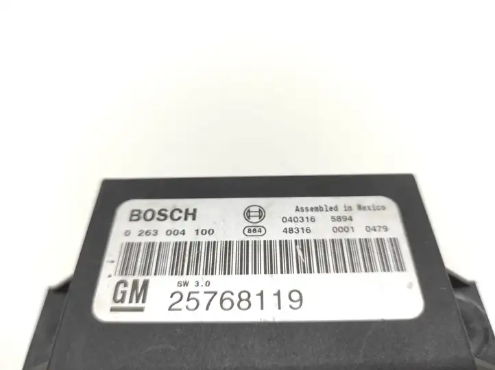 Cadillac SRX (2003 - 2006) 0263004100 Блок управления парктрониками — фото 4