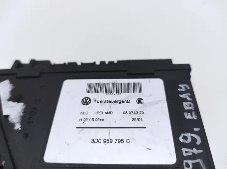 Volkswagen Touareg I (2002 - 2010) 3D0959795C Стеклоподъемник задней двери — фото 4