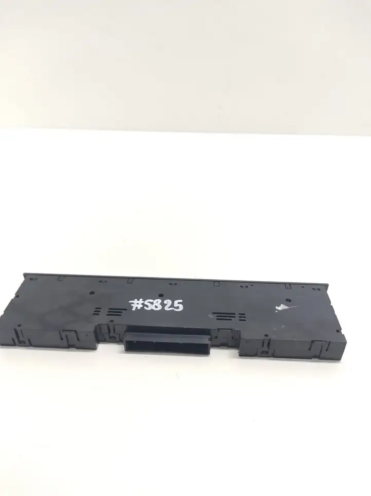 BMW X5 E53 (1999 - 2006) 61318373736 Другие включатели / ручки/ переключатели — фото 4