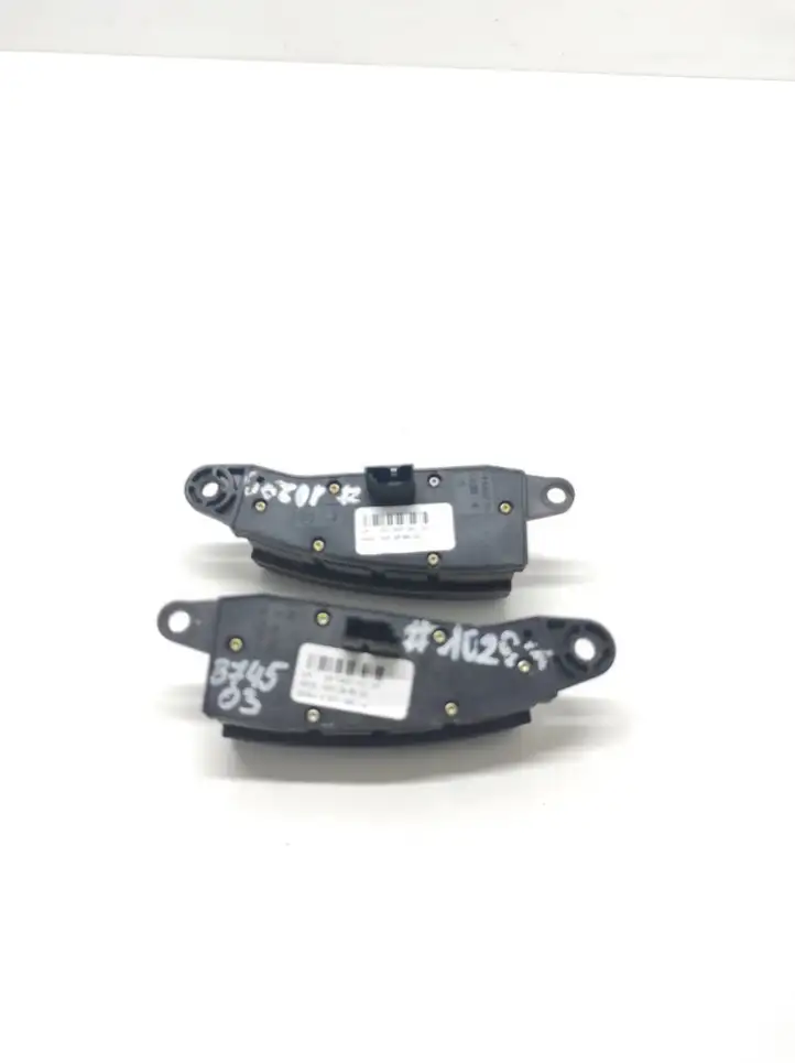 BMW 7 E65 E66 (2001 - 2008) 555288400 Кнопки на рулевом колесе — фото 3