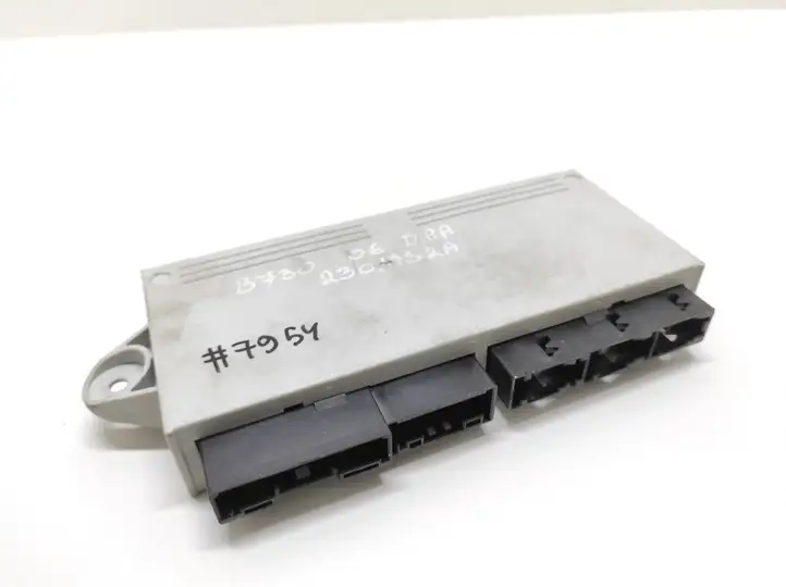 BMW 7 E65 E66 (2001 - 2008)  613569584489 Блок управления дверью