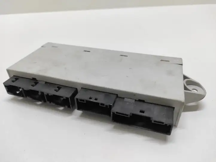 BMW 7 E65 E66 (2001 - 2008)  613569584489 Блок управления дверью