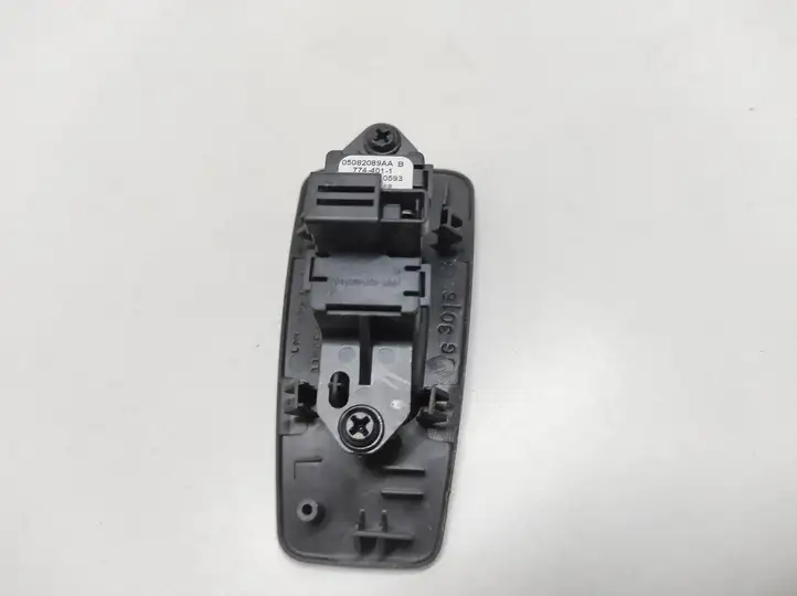 Chrysler Pacifica (2003 - 2008) 05082089AA Кнопка стеклоподъемников — фото 4