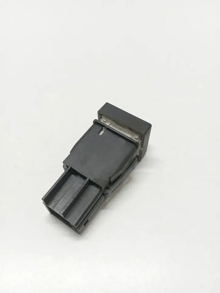 Skoda Fabia Mk1 (6Y) (1999 - 2007) 5J0959621 Кнопка обогрева стекла — фото 3