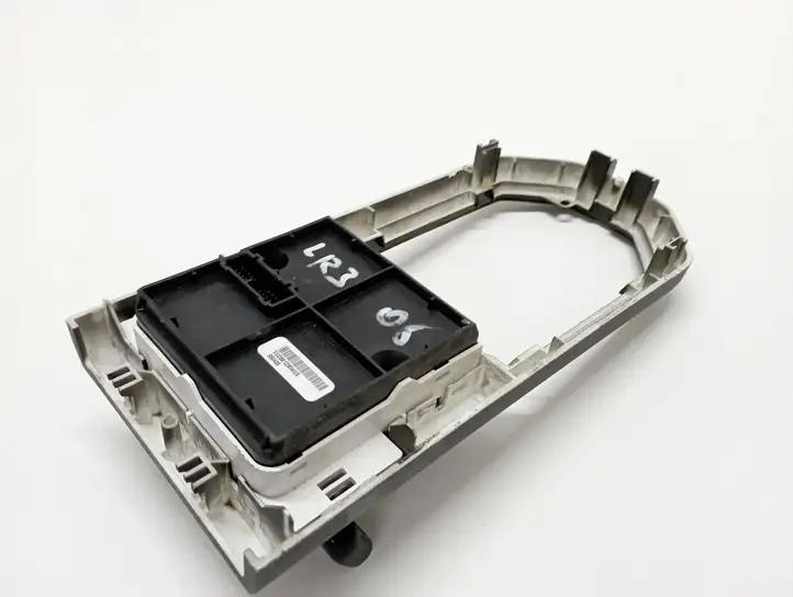 Land Rover Discovery 3 - LR3 (2004 - 2009) YUD501230WUX Мултифункционный включатель управления / ручка — фото 3