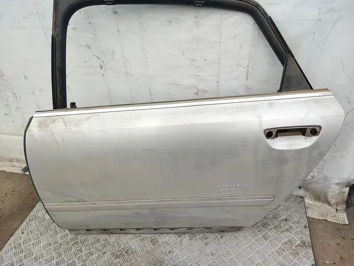 Audi A8 (2002 - 2005)   Задняя дверь
