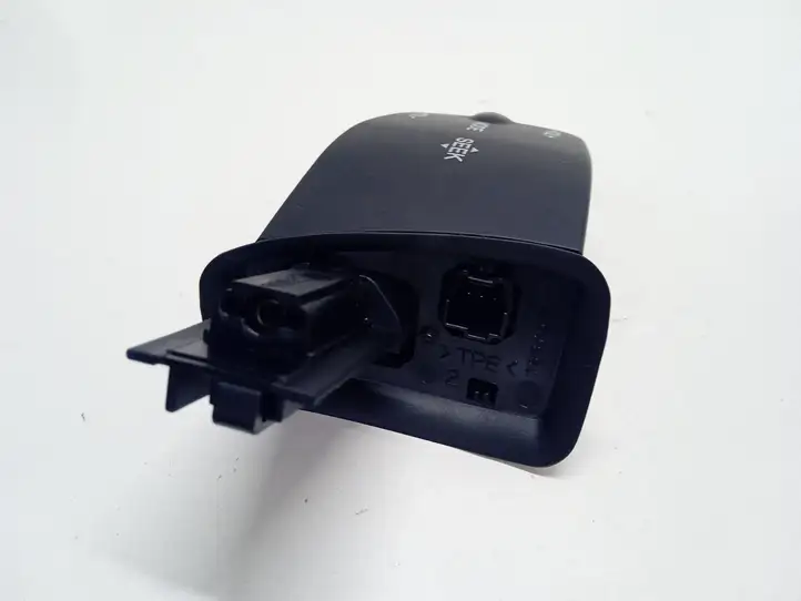 Ford Focus (2005 - 2008) 758709 Включатель регулировки звука — фото 2