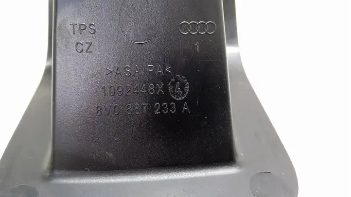 Audi A3/S3 8V (2012 - 2016) 8V0887233A Заглушка ISOFIX — фото 2