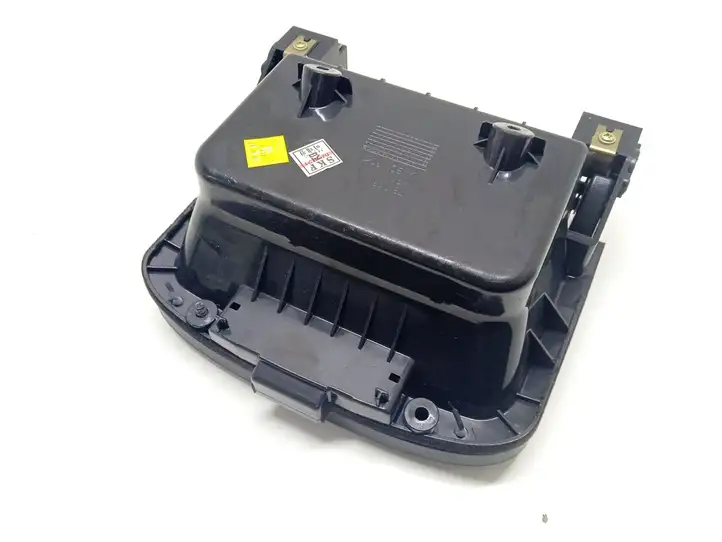 Chevrolet Captiva (2006 - 2011) TBX18 Вещевой ящик — фото 4