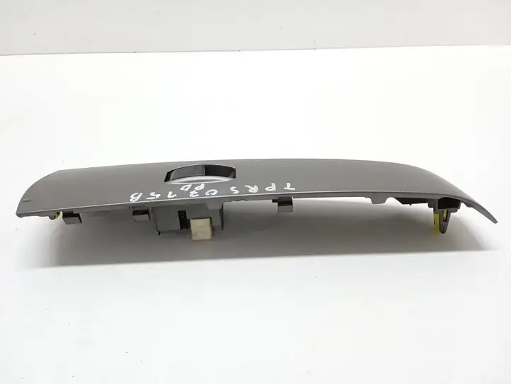 Toyota Prius (XW20) (2003 - 2009) 7423147080 Блок кнопок стеклоподъемников — фото 3