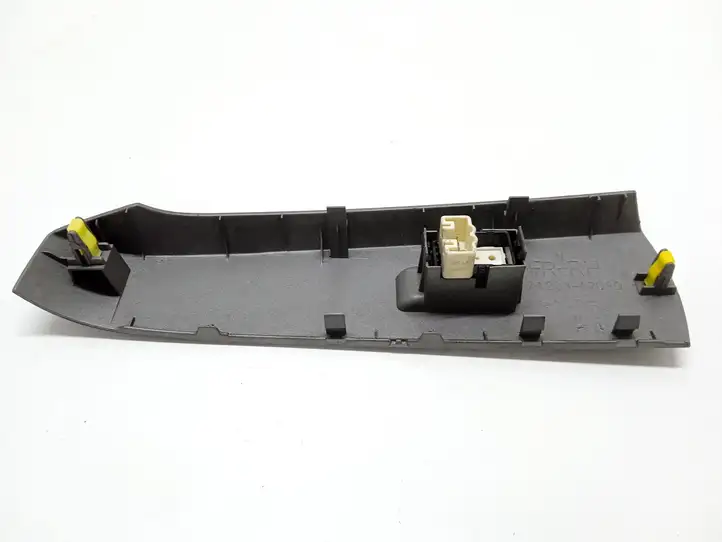 Toyota Prius (XW20) (2003 - 2009) 7423147080 Блок кнопок стеклоподъемников — фото 5