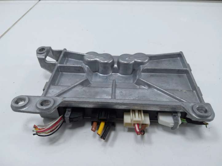 3243679335901 BMW 7 F01 F02 F03 F04 Pakabos valdymo blokas