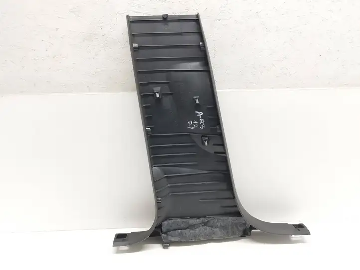 Audi Q3 8U (2011 - 2014) 8U0867240A Нижняя обшивка стойки B — фото 4