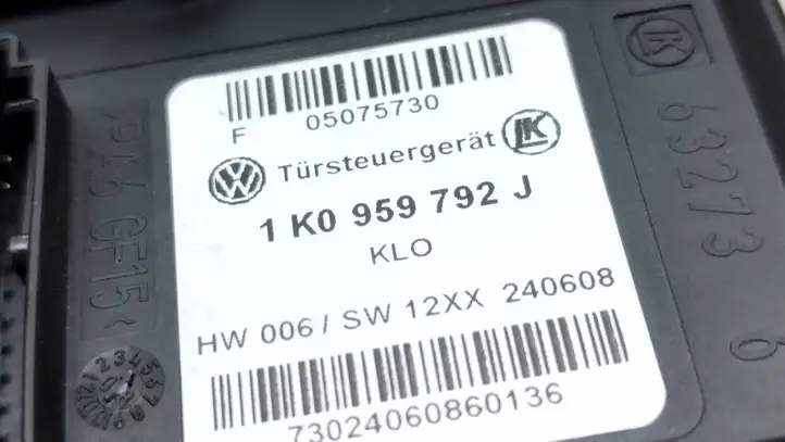 Volkswagen Tiguan (2007 - 2011) 5N0959702 Мотор стеклоподъемника передний — фото 4